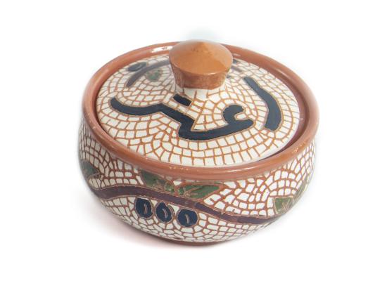 Breakfast Set of 7 Pottery Pieces |One Round Tray | 3 Deep Bowls with cover